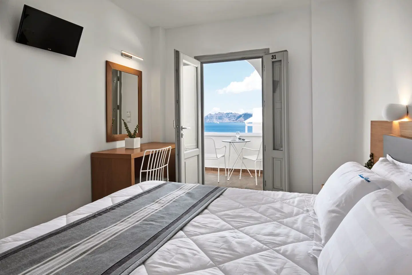 Santorini View Hotel by Highlight ROOM_EXAMPLE