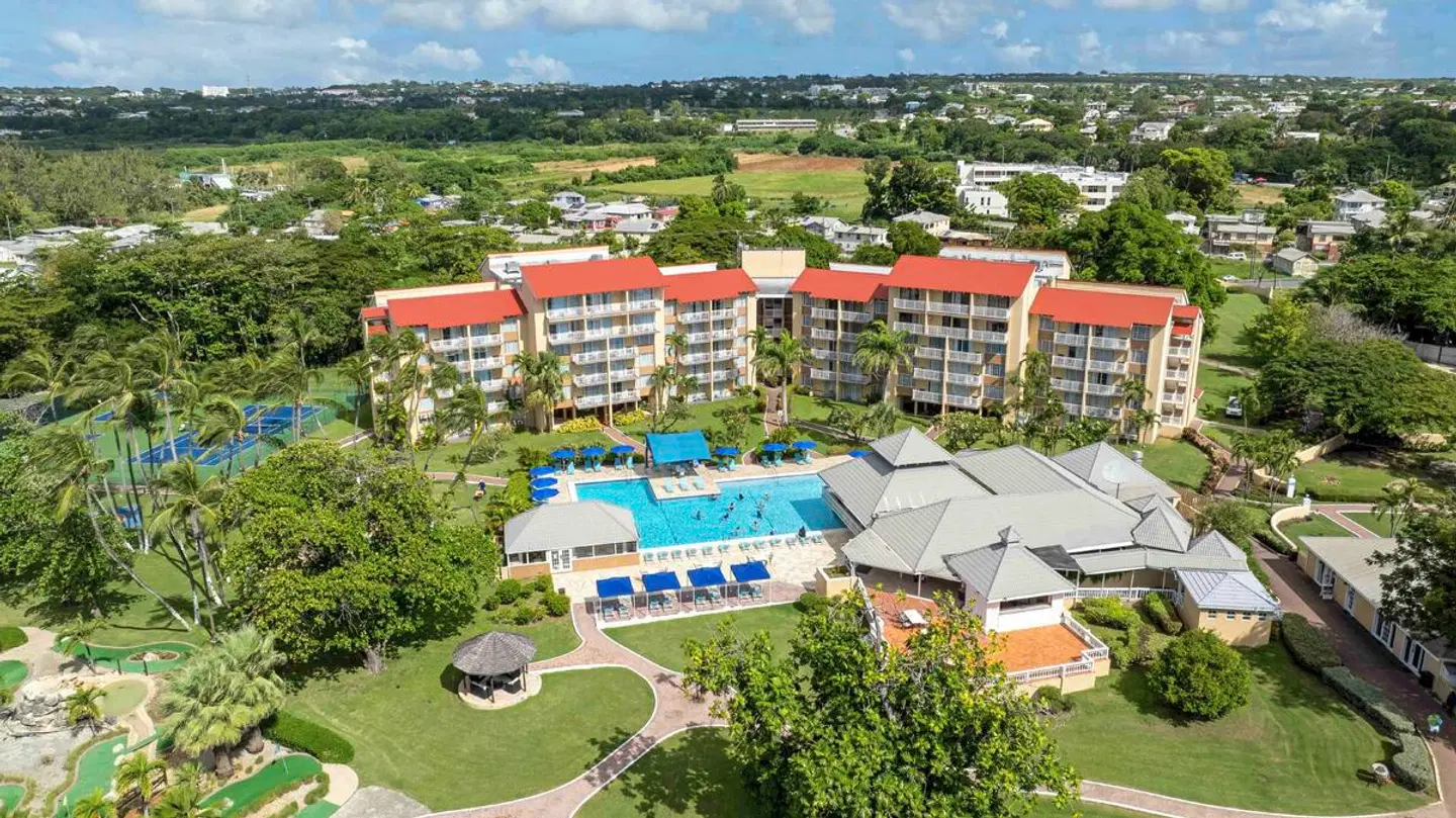 Divi Southwinds Beach Resort EXTERIOR