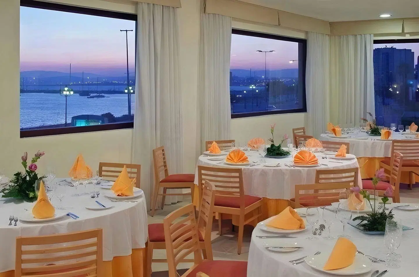 Ohtels Campo De Gibraltar Restaurant