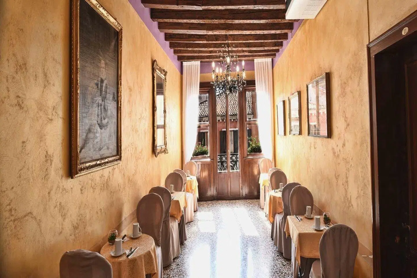 Casa Martini Restaurant