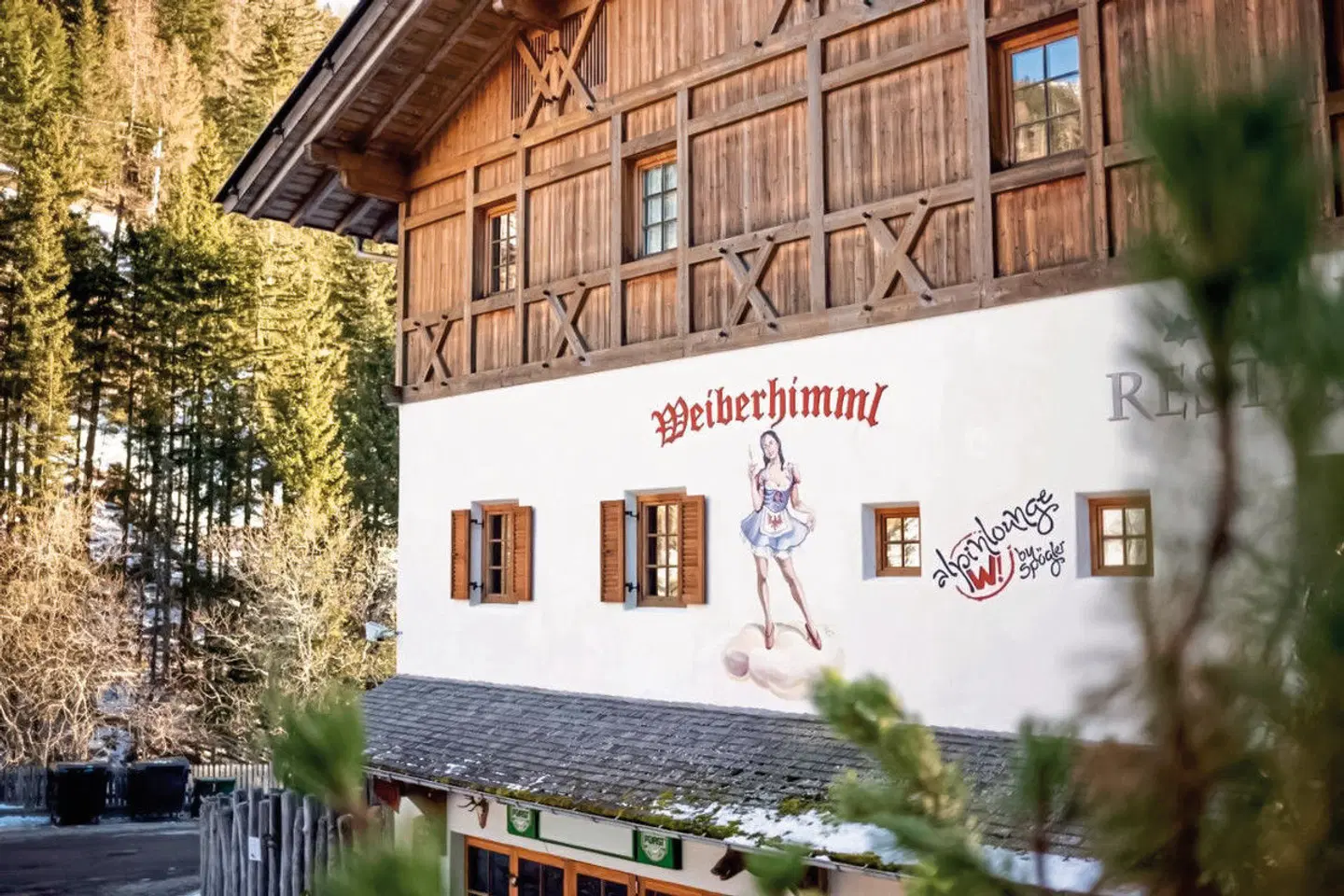 Weiberhimmel-Alpinlounge EXTERIOR