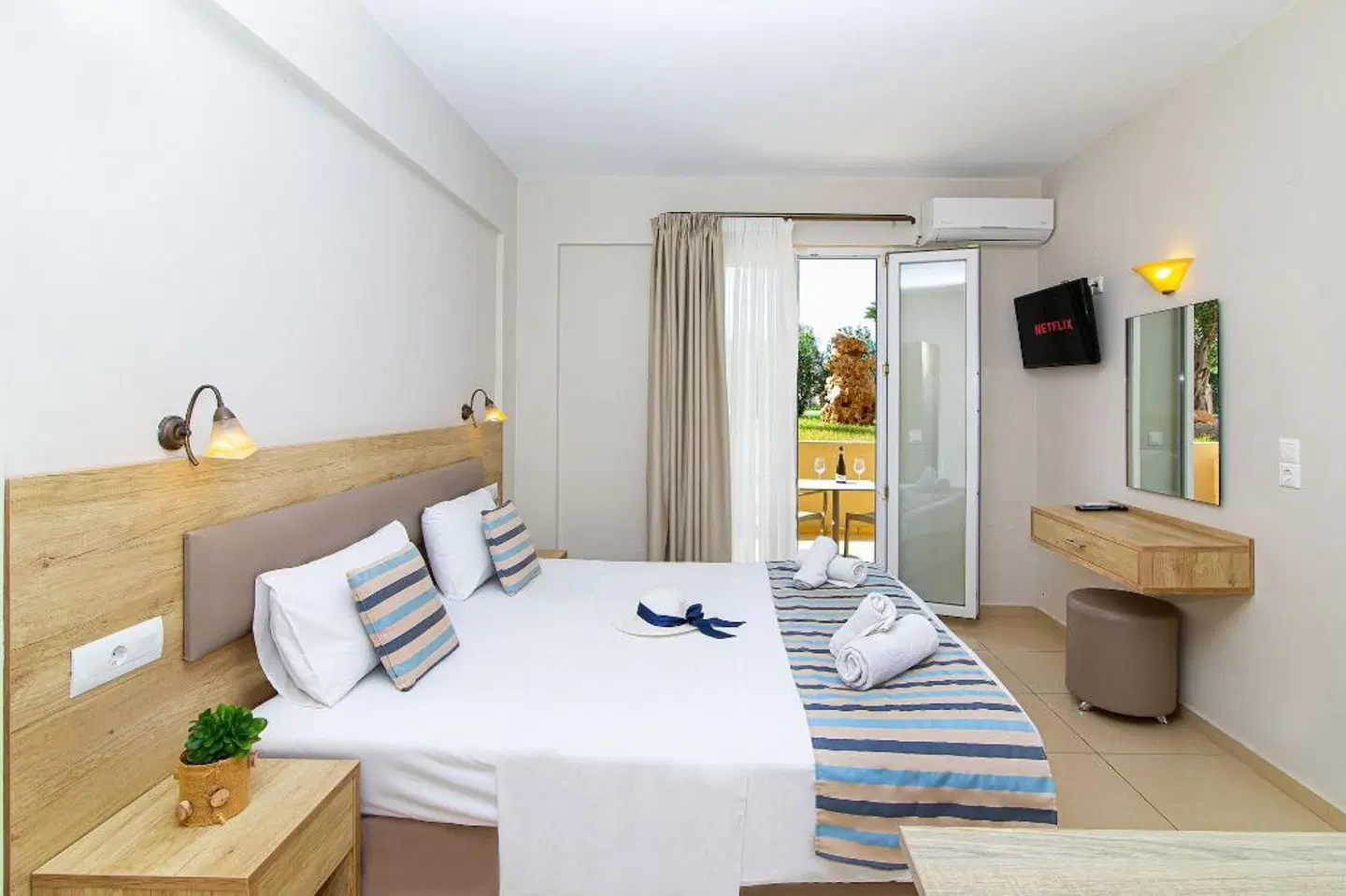 Theo Star Beach ROOM_EXAMPLE