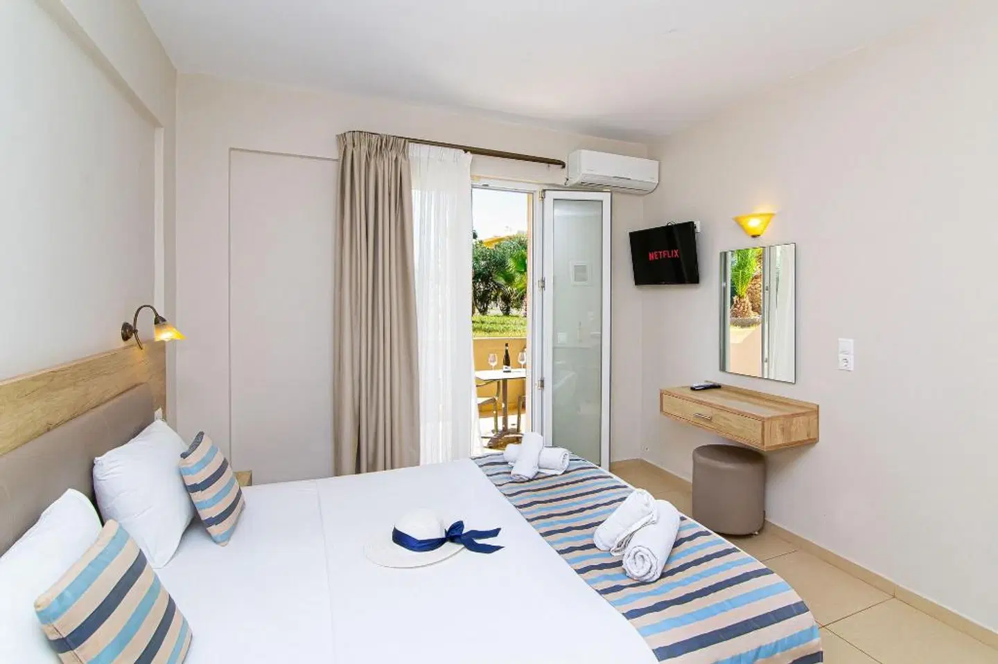 Theo Star Beach ROOM_EXAMPLE