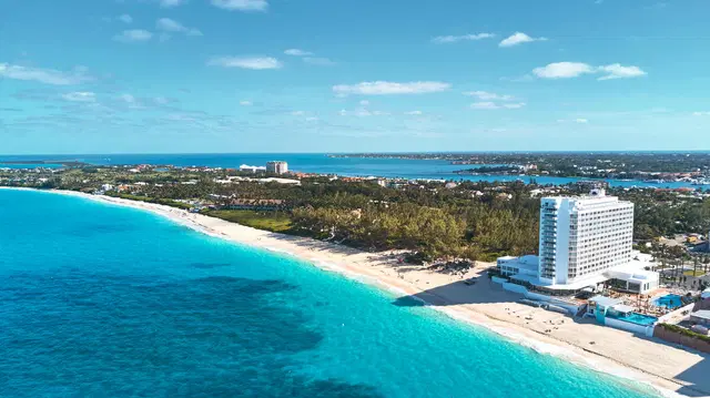 Hotel Riu Palace Paradise Island LANDSCAPE