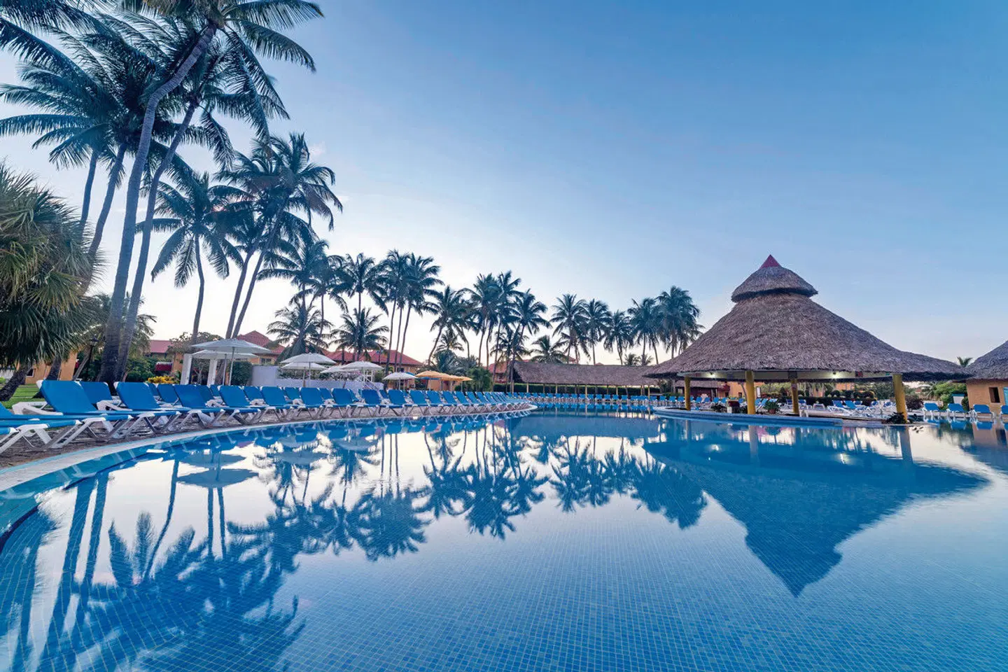 roc Arenas Doradas OUTDOOR_POOL