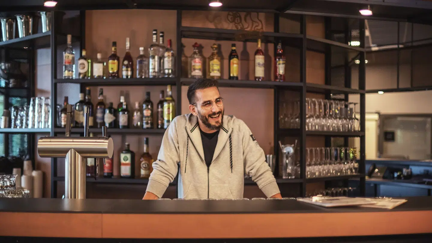 Holiday Inn - the niu, Tab Dusseldorf Main Station PEOPLE