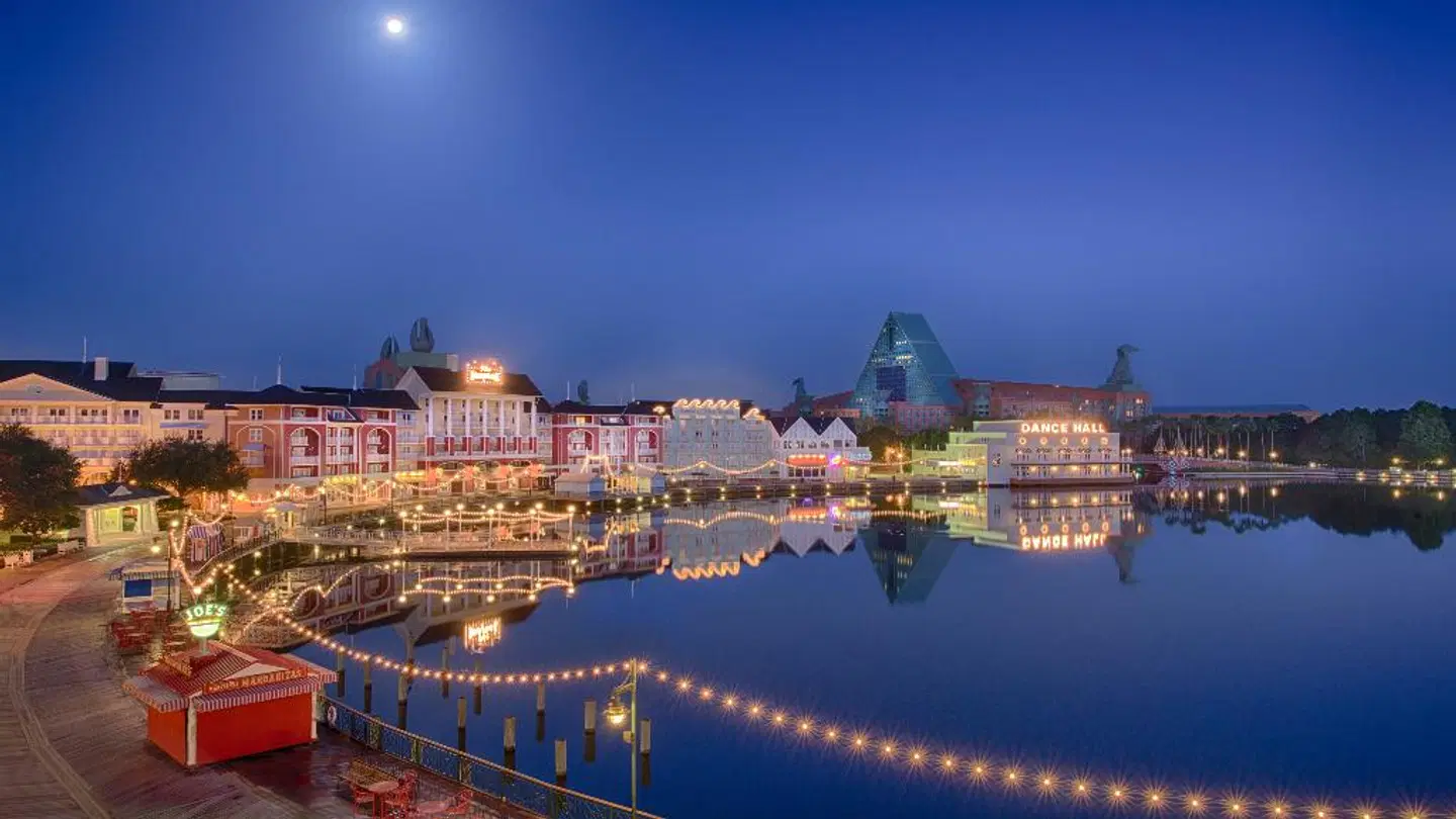 Disney's BoardWalk Inn EXTERIOR