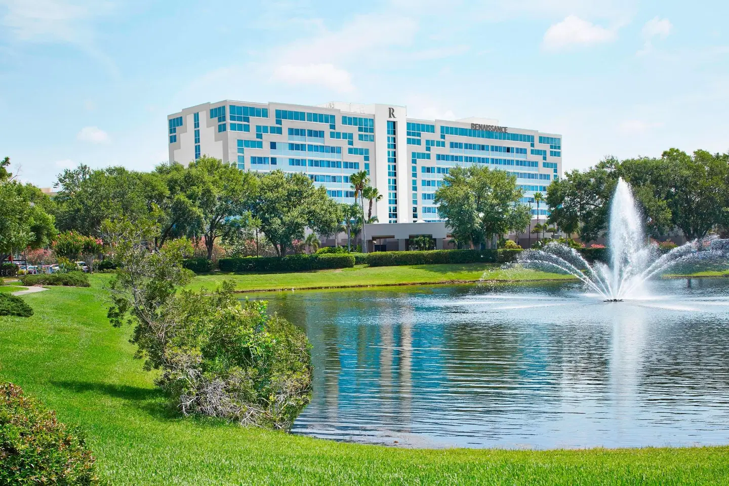 Renaissance Orlando Airport Hotel EXTERIOR