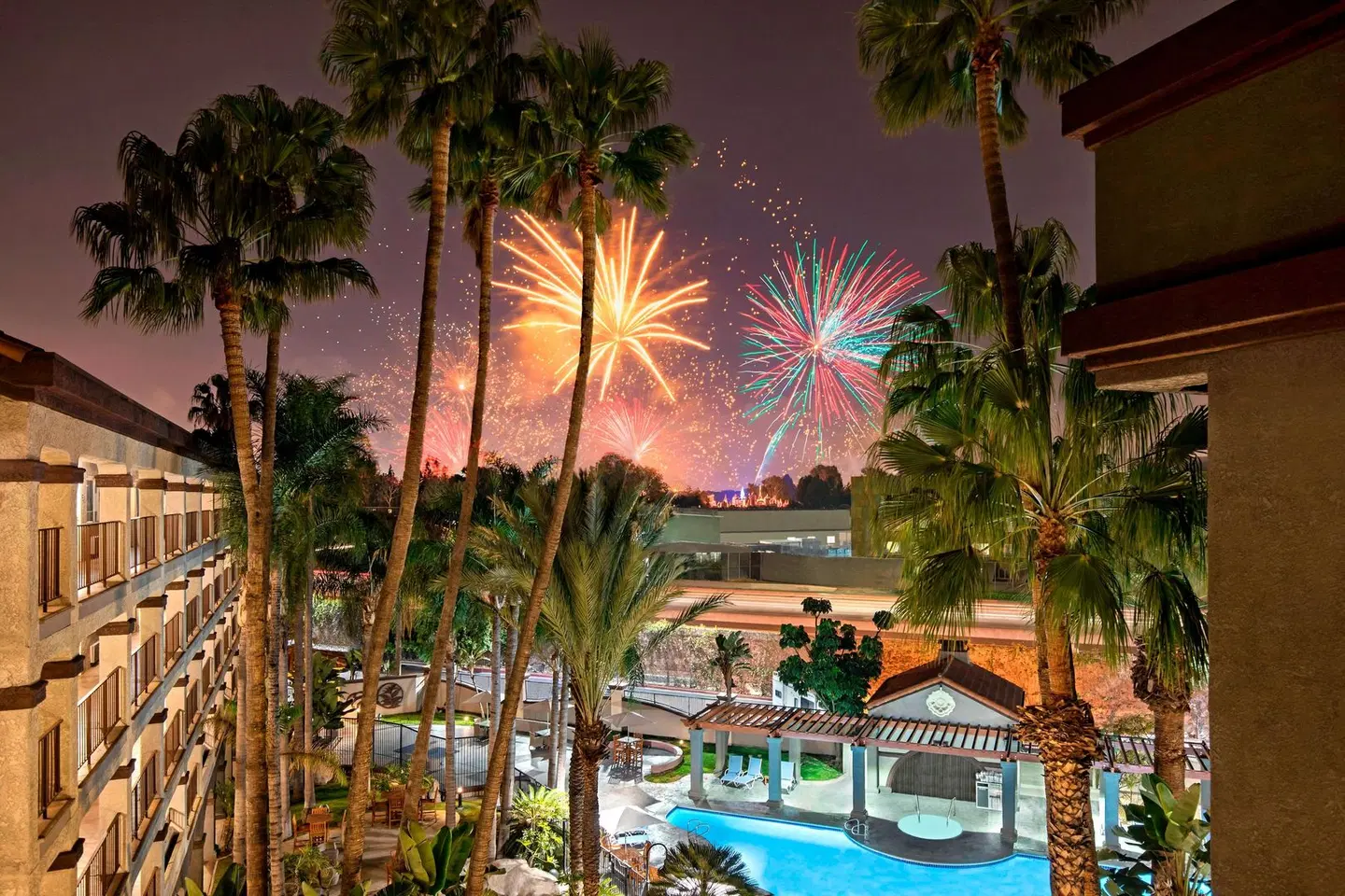 Four Points by Sheraton Anaheim EXTERIOR