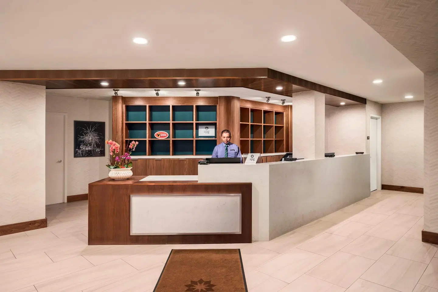 Four Points by Sheraton Anaheim LOUNGE_LOBBY