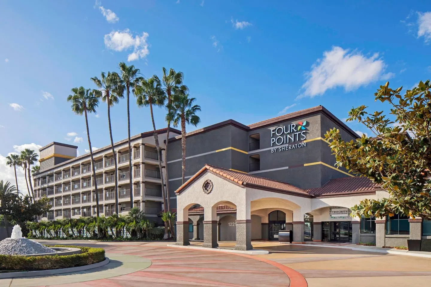 Four Points by Sheraton Anaheim EXTERIOR
