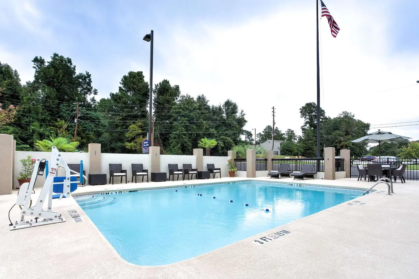 Hampton Inn & Suites Macon I-475 OUTDOOR_POOL