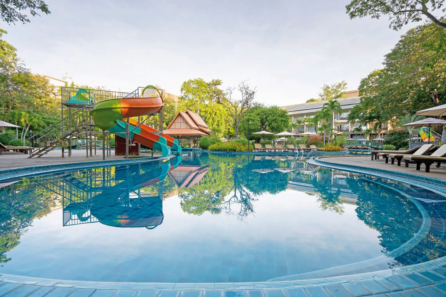 The Green Park Resort OUTDOOR_POOL