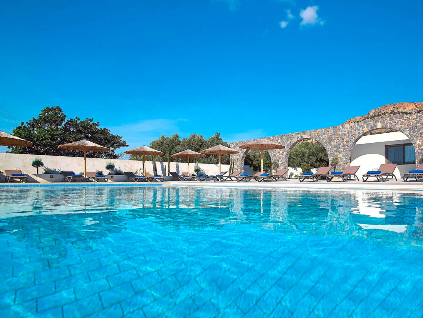Coriva Beach OUTDOOR_POOL