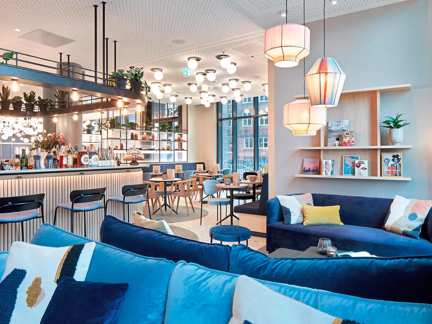 Novotel Hamburg Central Station Bar