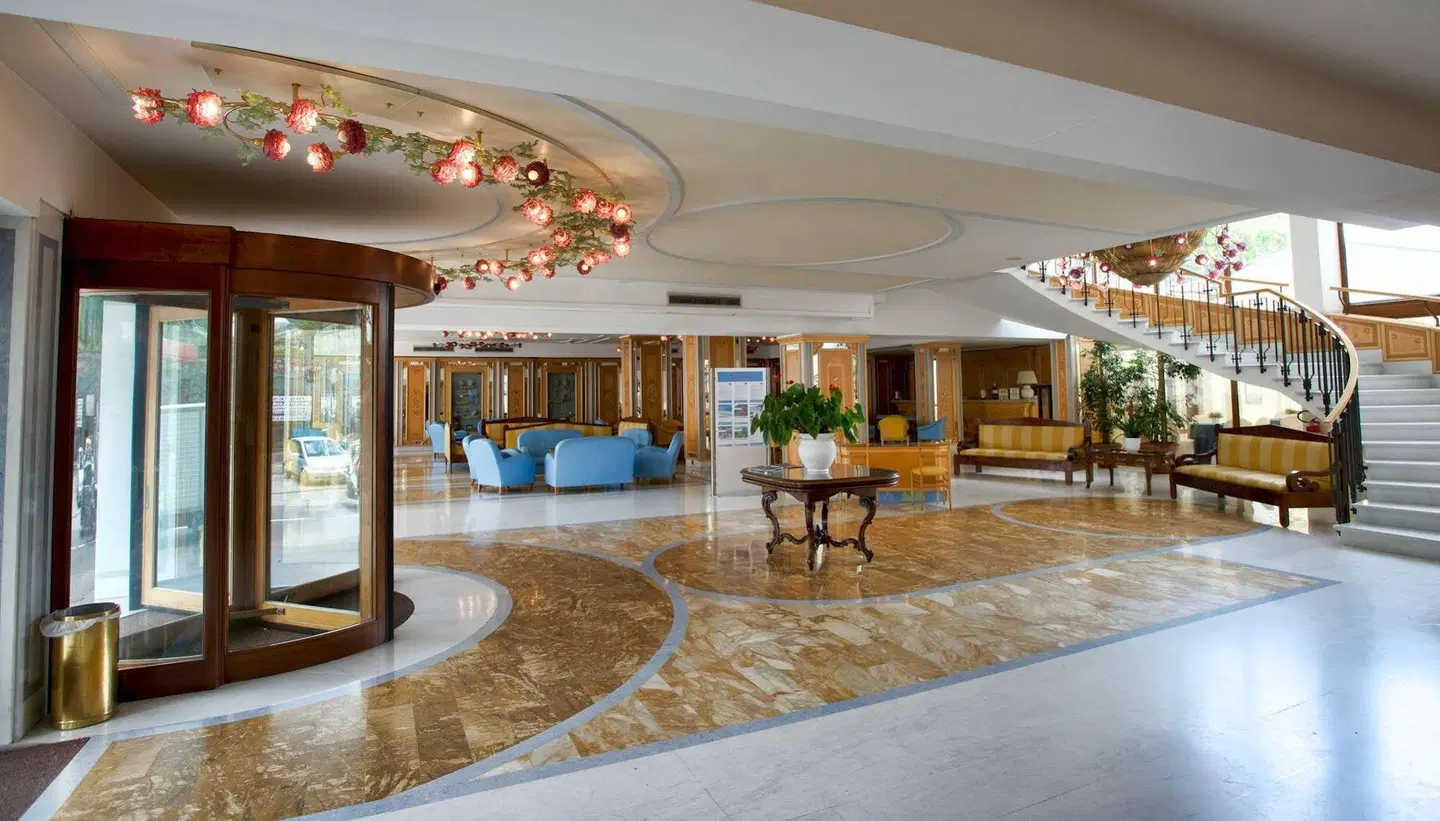 Grand Hotel Flora LOUNGE_LOBBY