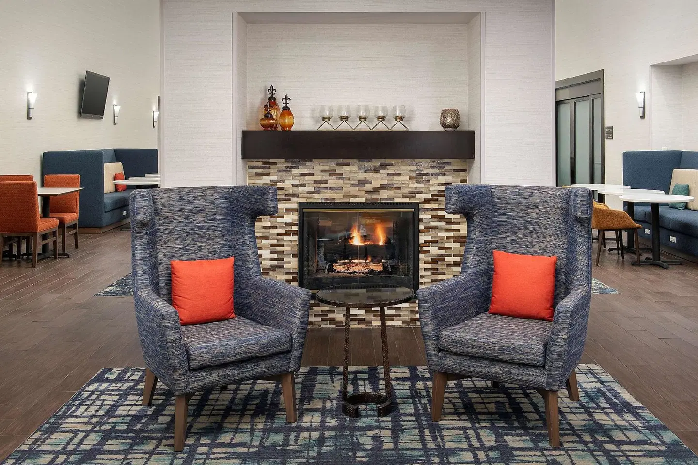 Hampton Inn & Suites Alpharetta LOUNGE_LOBBY