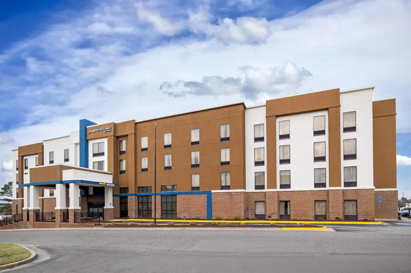 Hampton Inn & Suites Augusta West EXTERIOR