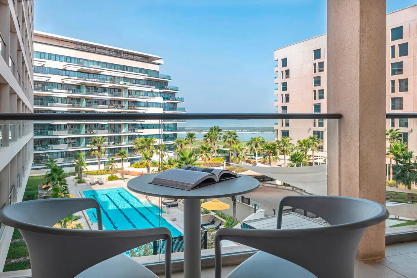 Staybridge Suites Abu Dhabi - Yas Island Terrasse