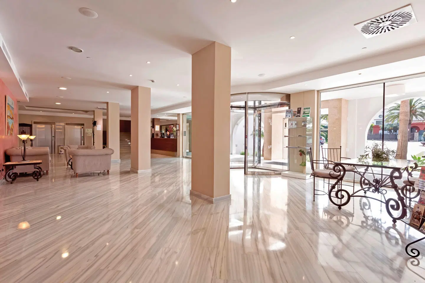 Hipotels Flamenco Conil LOUNGE_LOBBY