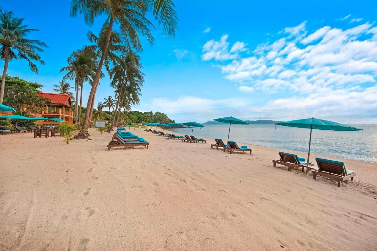 Pinnacle Samui Resort Strand