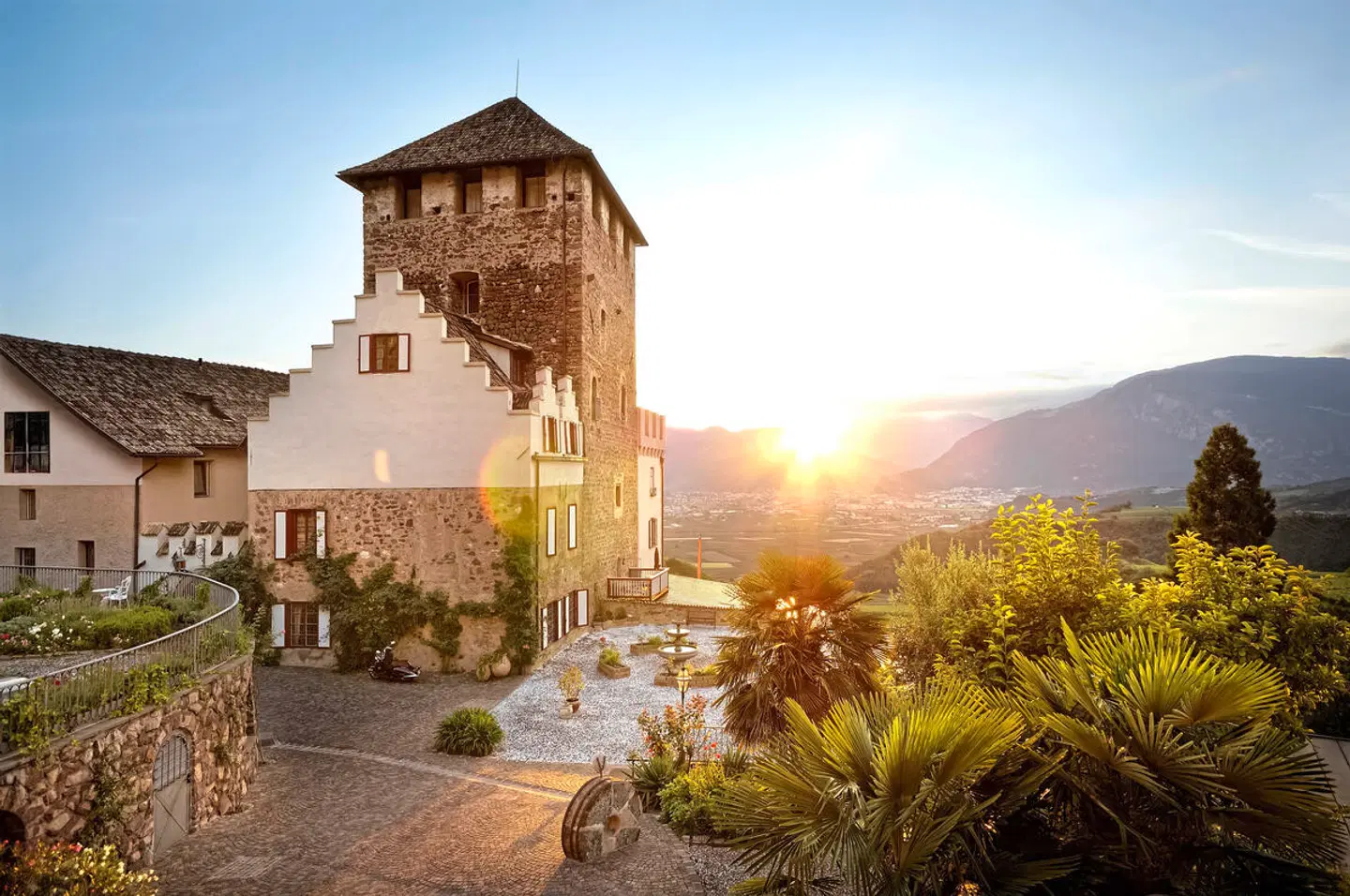 Schloss Hotel Korb EXTERIOR