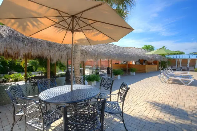 Naples Garden Inn Terrasse