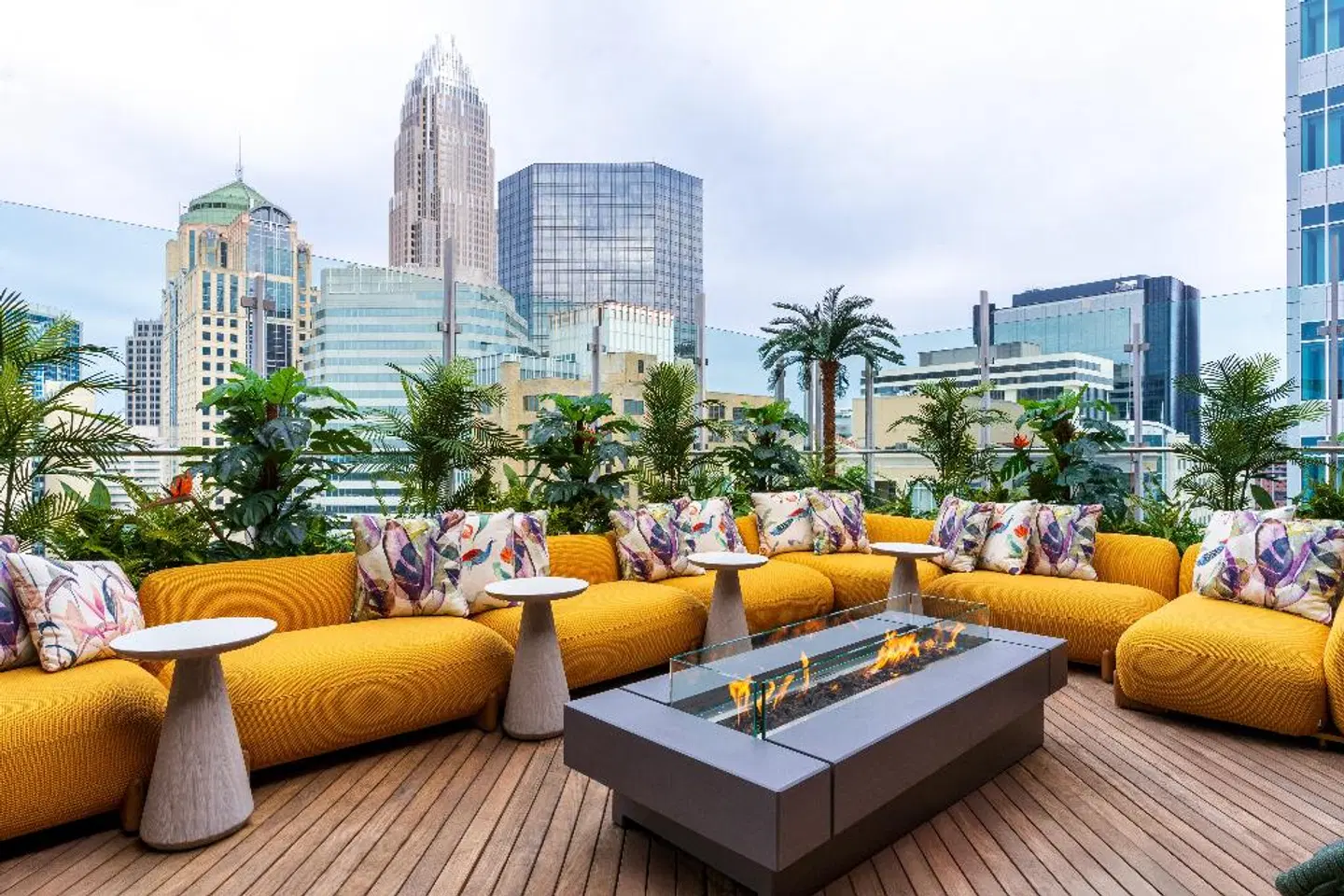 Kimpton Tryon Park Hotel by IHG Terrasse