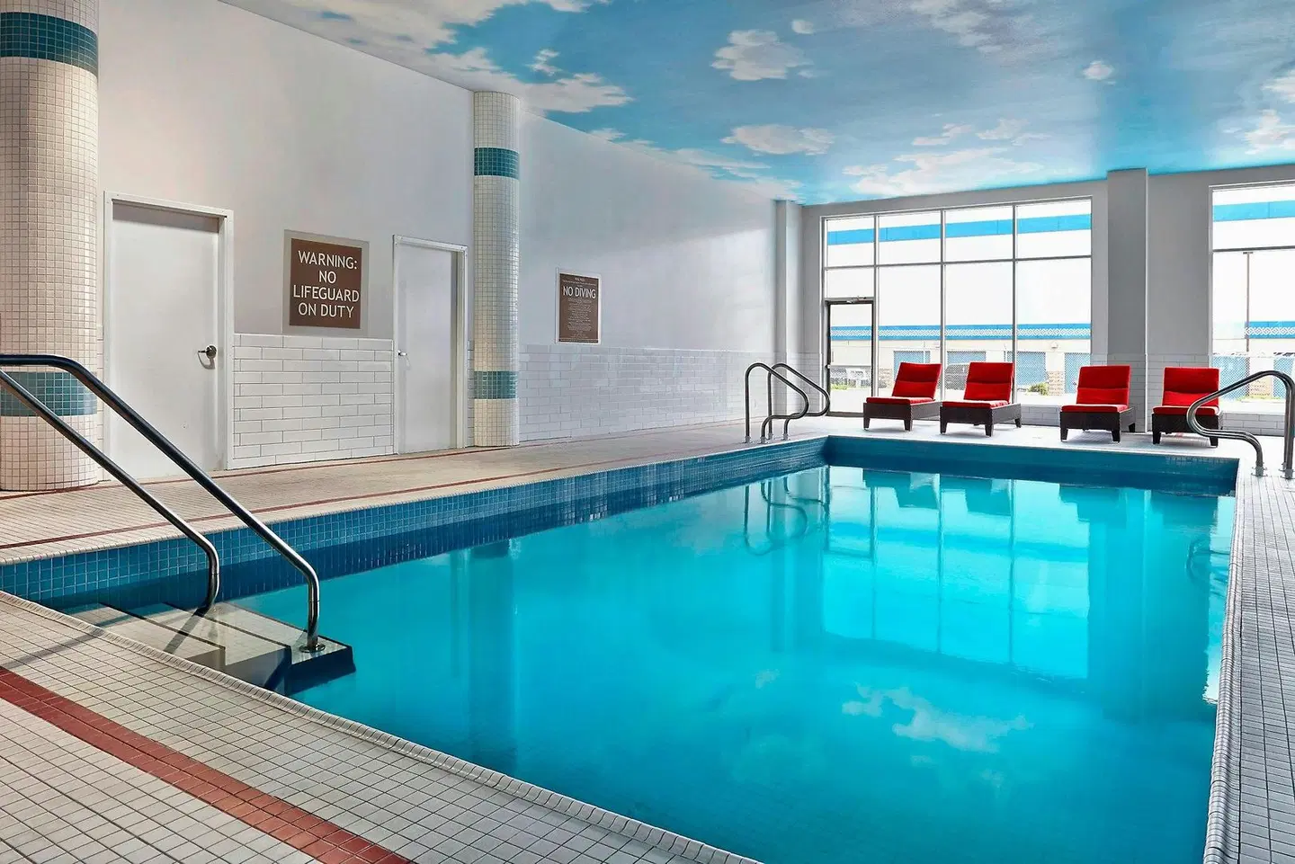 Four Points by Sheraton Calgary Airport Hallenbad