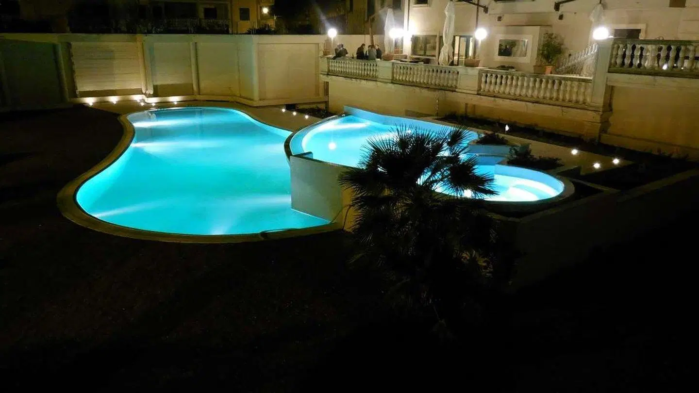 Hotel Marechiaro Hallenbad