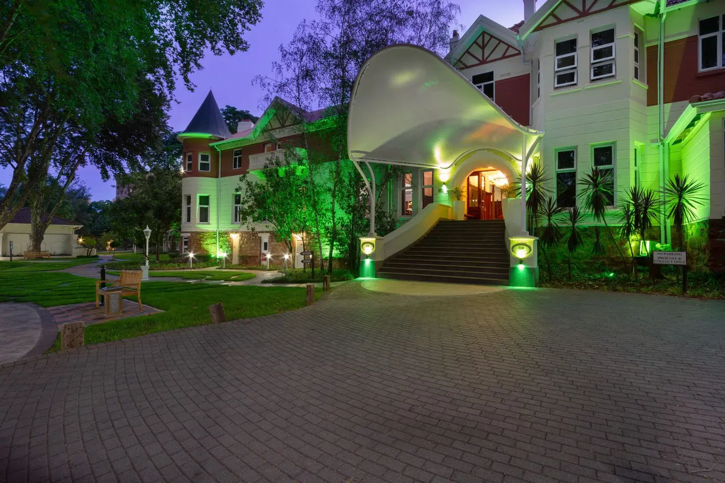 Holiday Inn Johannesburg Sunnyside Park by IHG EXTERIOR