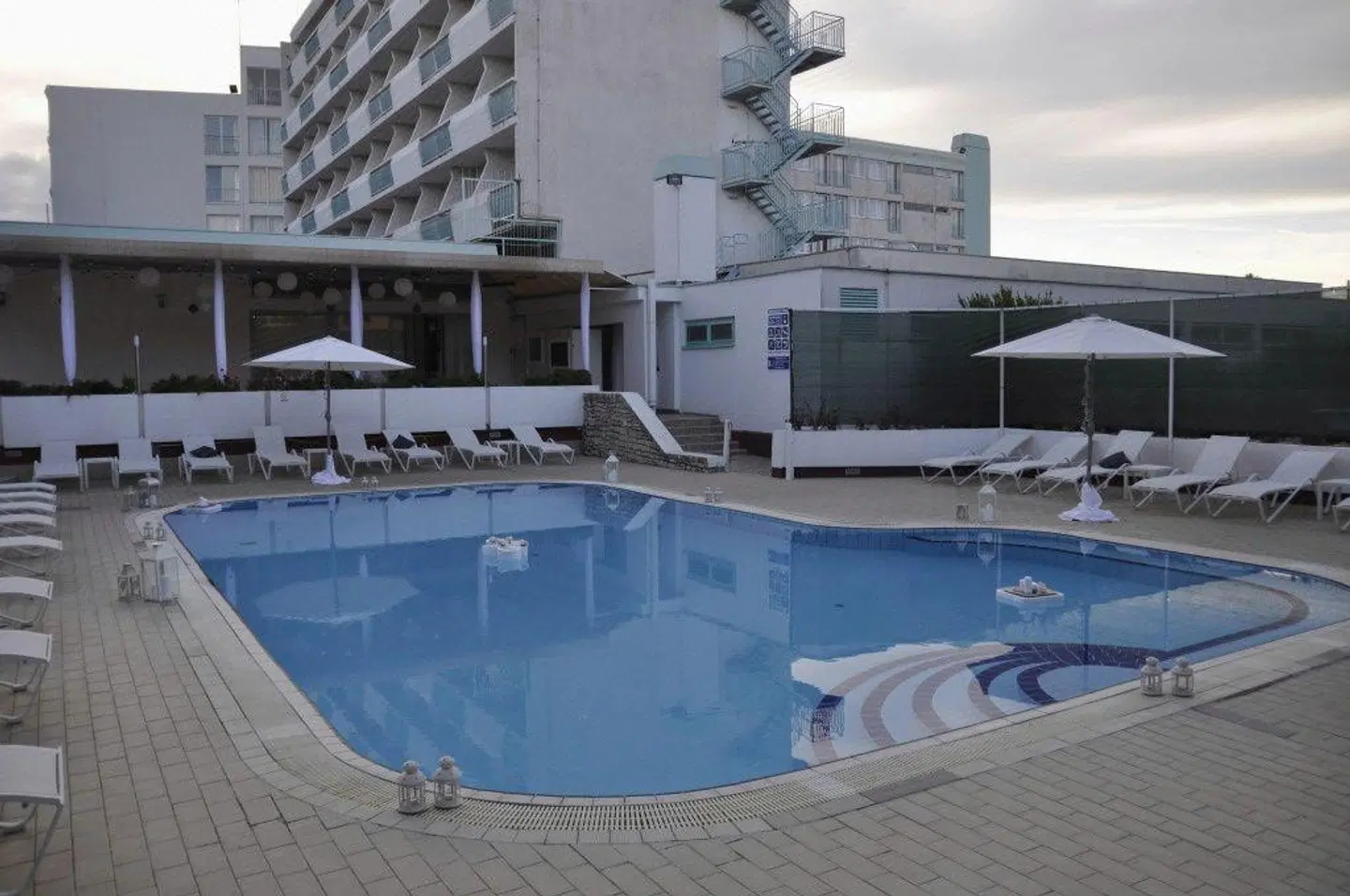 Pula OUTDOOR_POOL