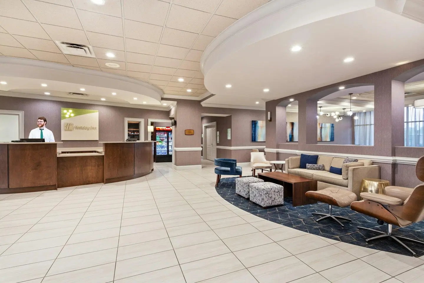 Holiday Inn Valdosta Conference Center by IHG LOUNGE_LOBBY