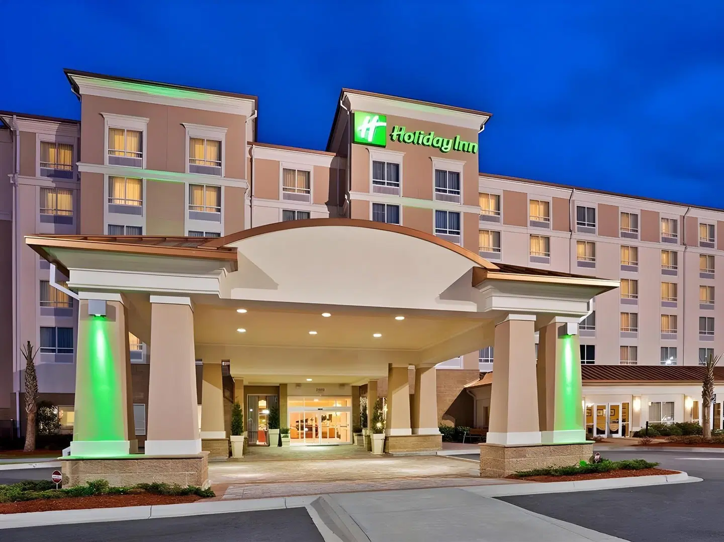 Holiday Inn Valdosta Conference Center by IHG EXTERIOR