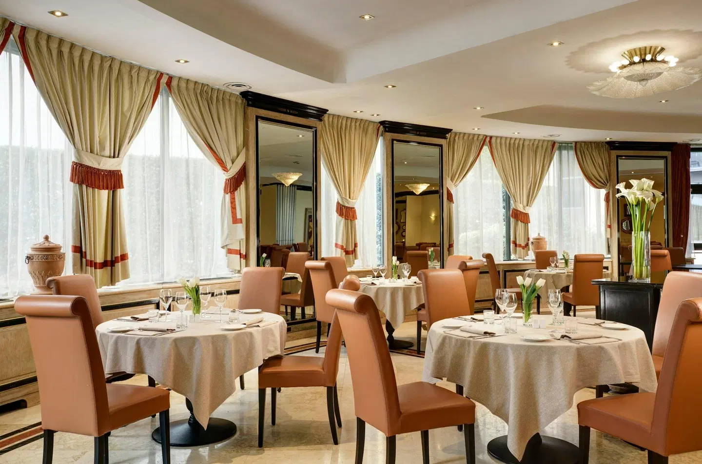 UNA Hotel Scandinavia Restaurant