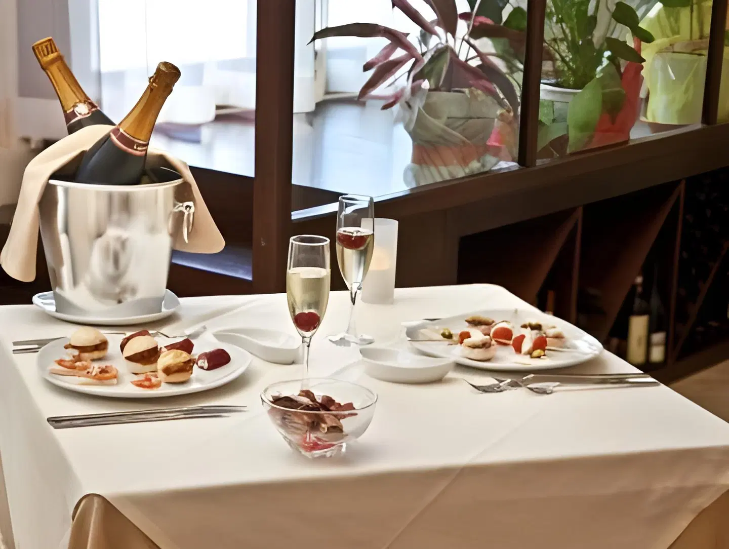 Albanuova Hotel Restaurant