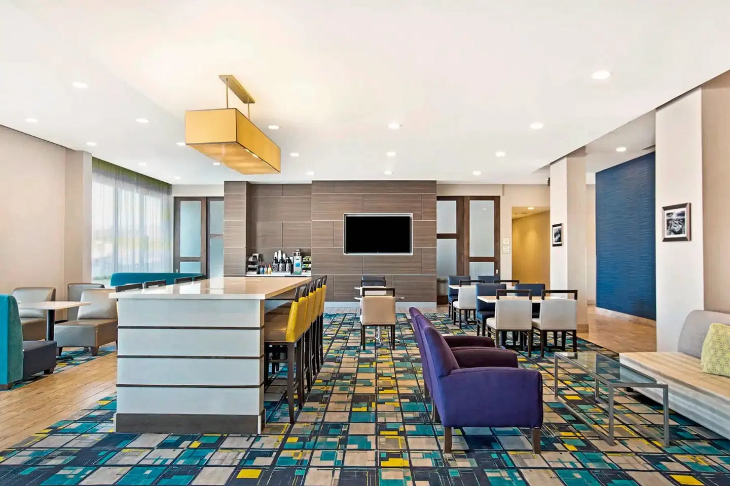 La Quinta Inn & Suites by Wyndham Page at Lake Powell Bar