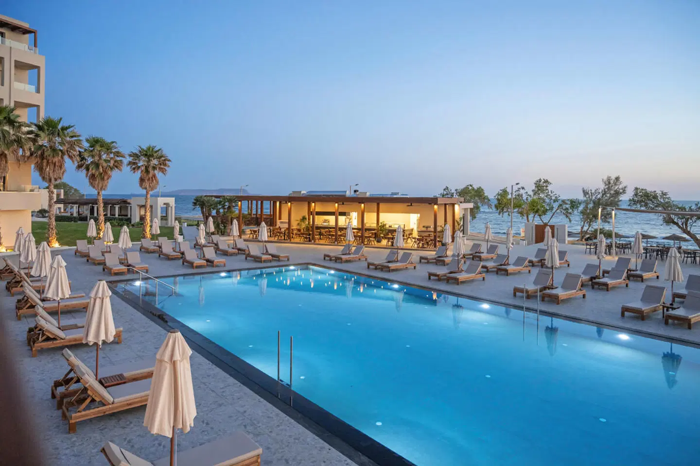OYA Beach Resort OUTDOOR_POOL
