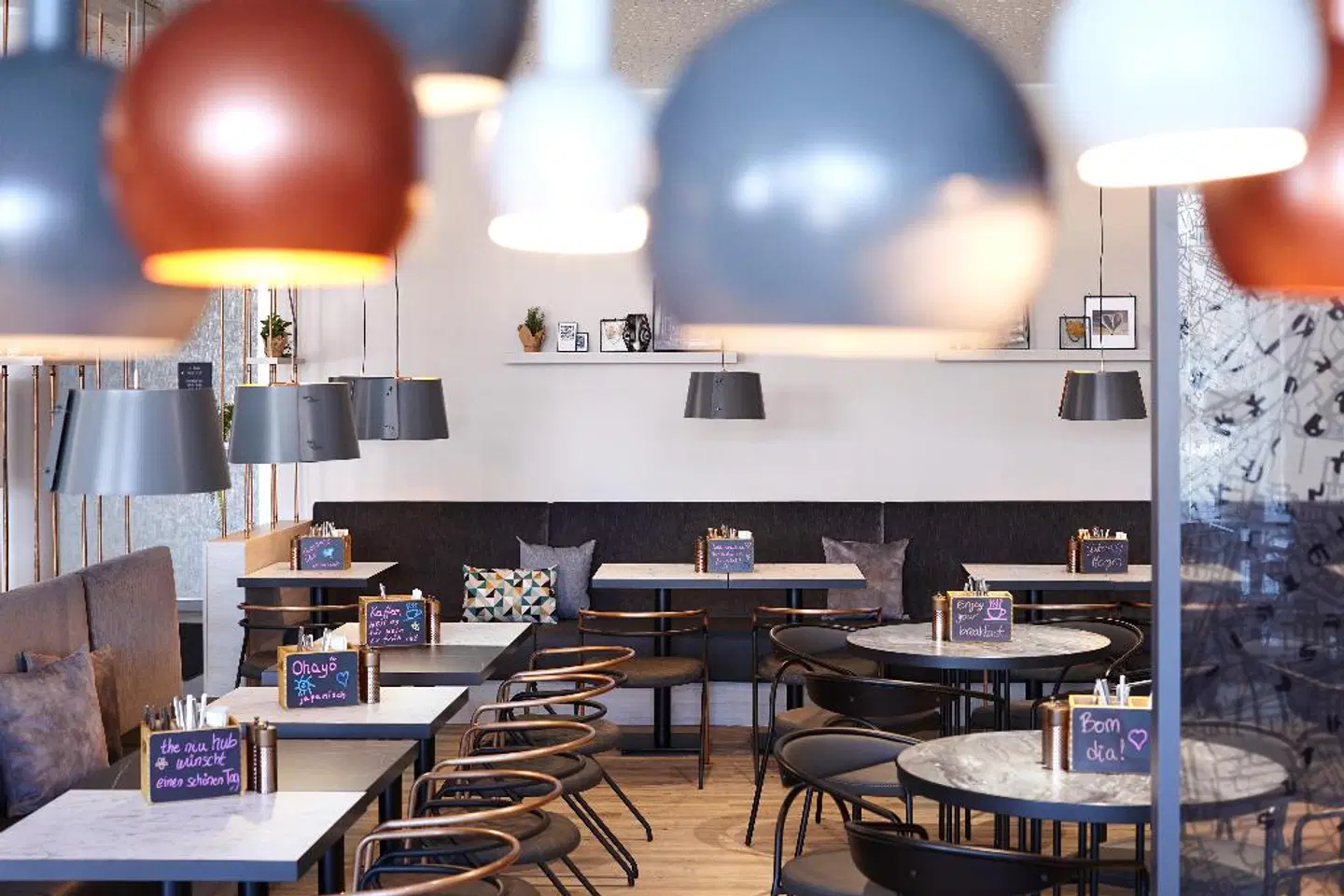 Holiday Inn - the niu, Hub Dusseldorf Messe by IHG Bar