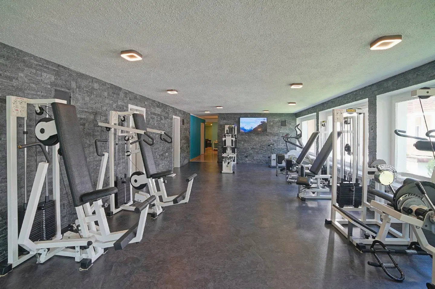 Europe SPORTS_AND_LEISURE