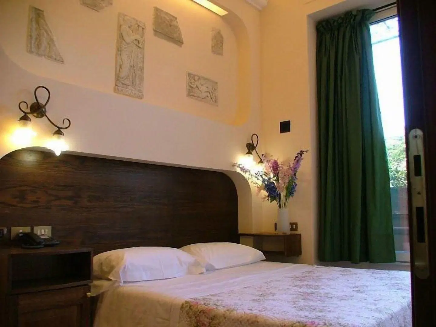 Okapi Rooms ROOM_EXAMPLE