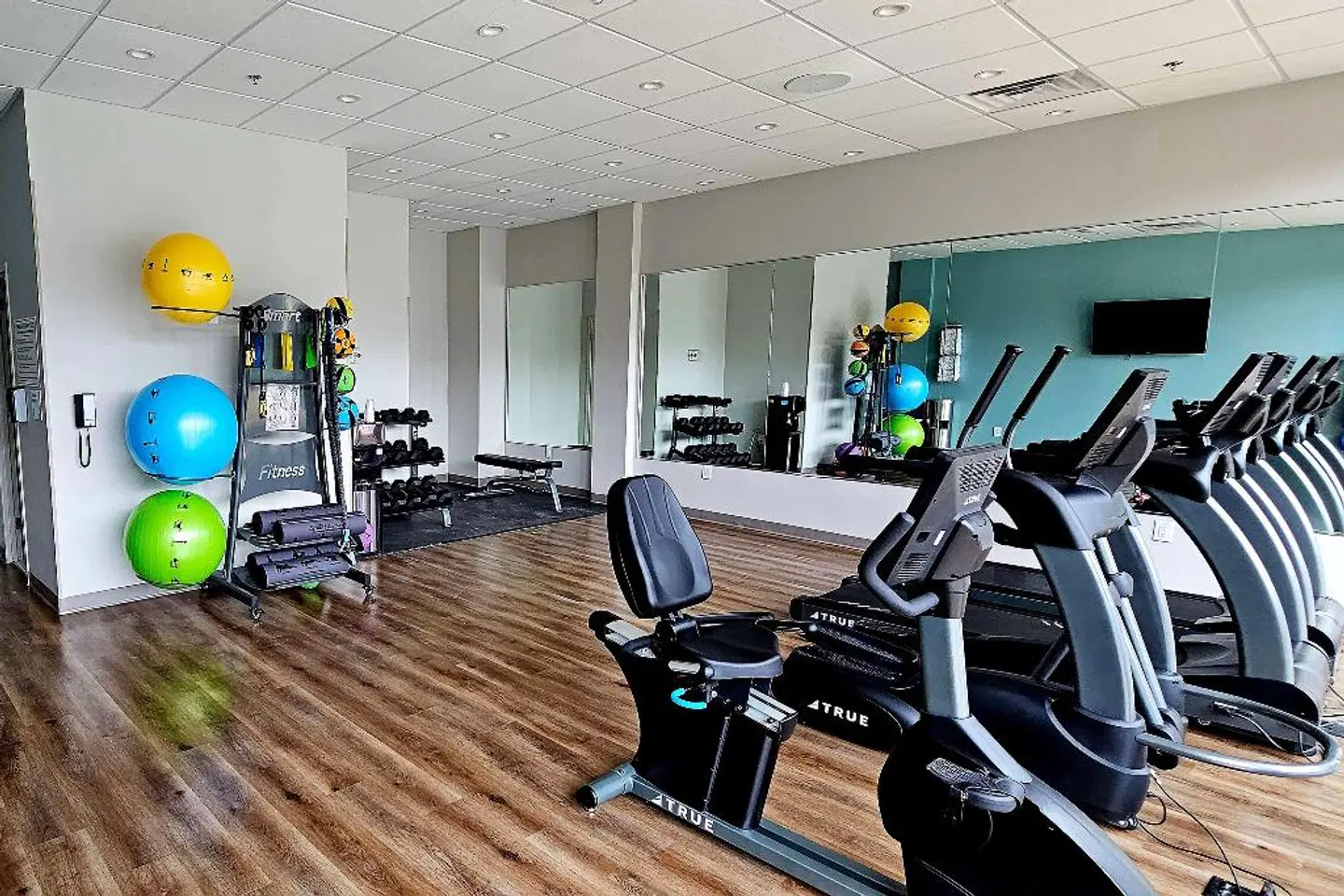 Howard Johnson by Wyndham Atlanta Airport/College Park SPORTS_AND_LEISURE