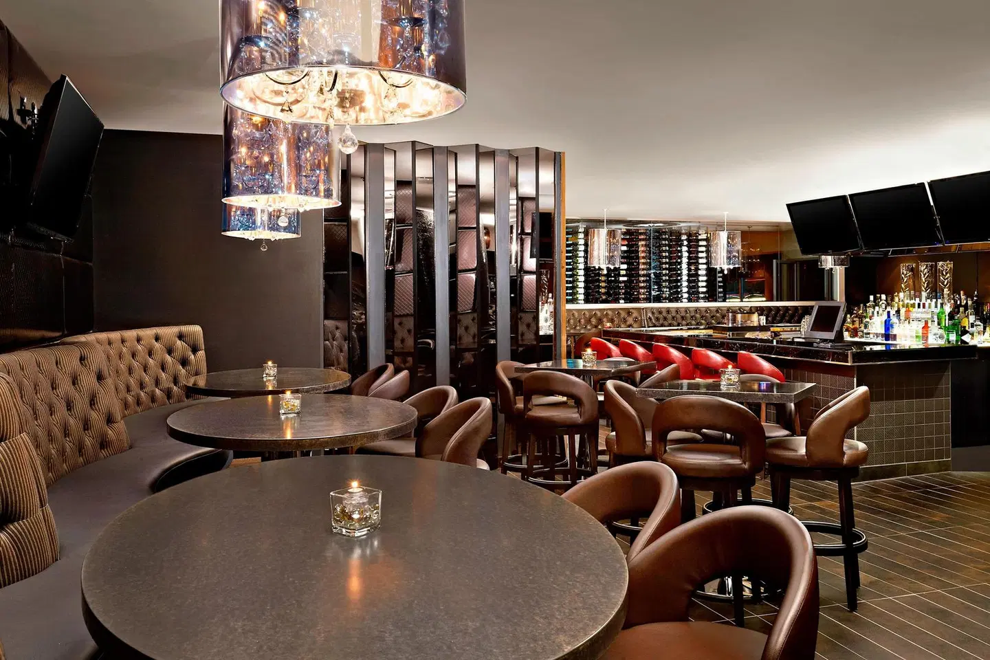 Four Points by Sheraton Hotel & Suites Calgary West Restaurant