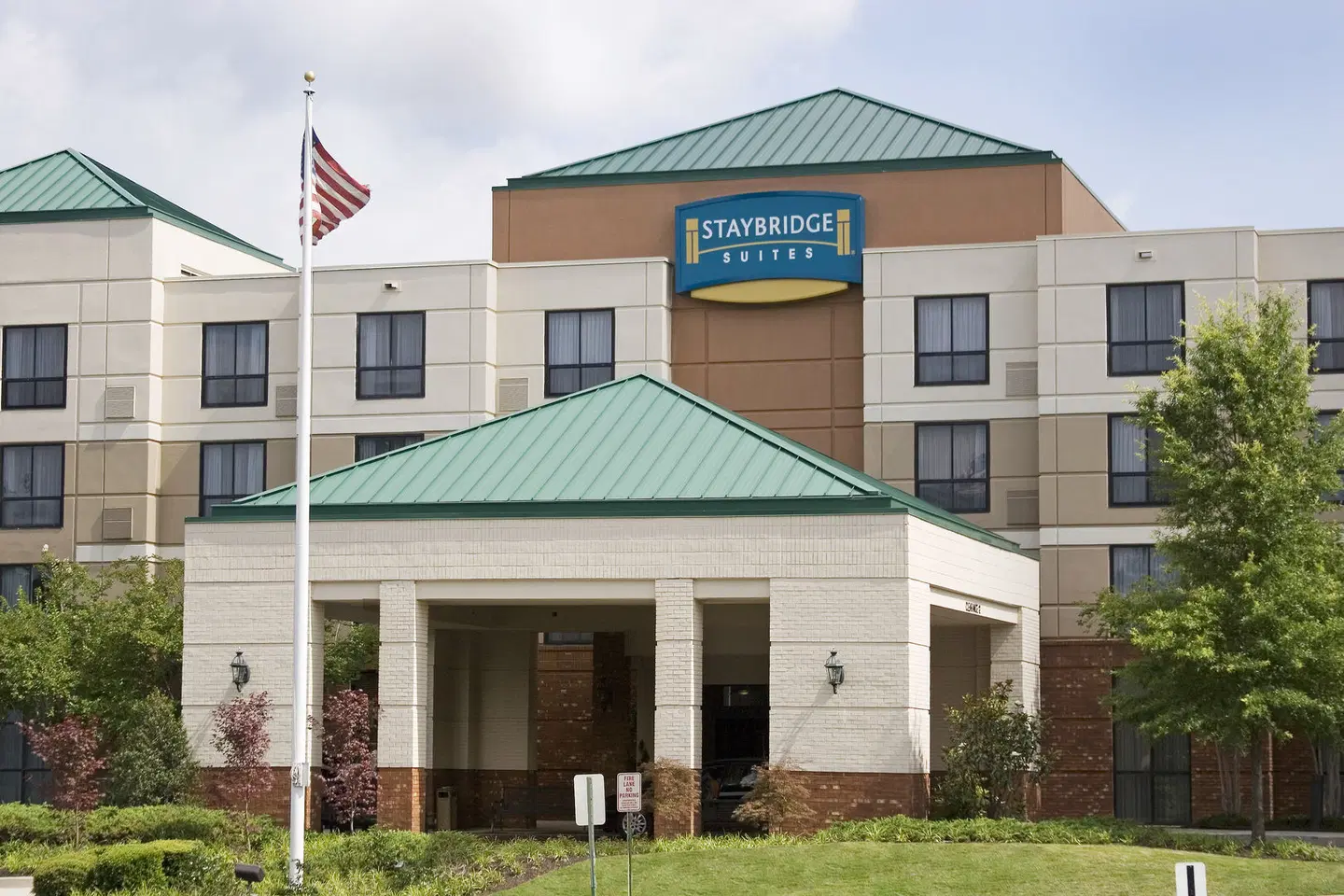 Staybridge Suites Memphis - Poplar Avenue East by IHG EXTERIOR