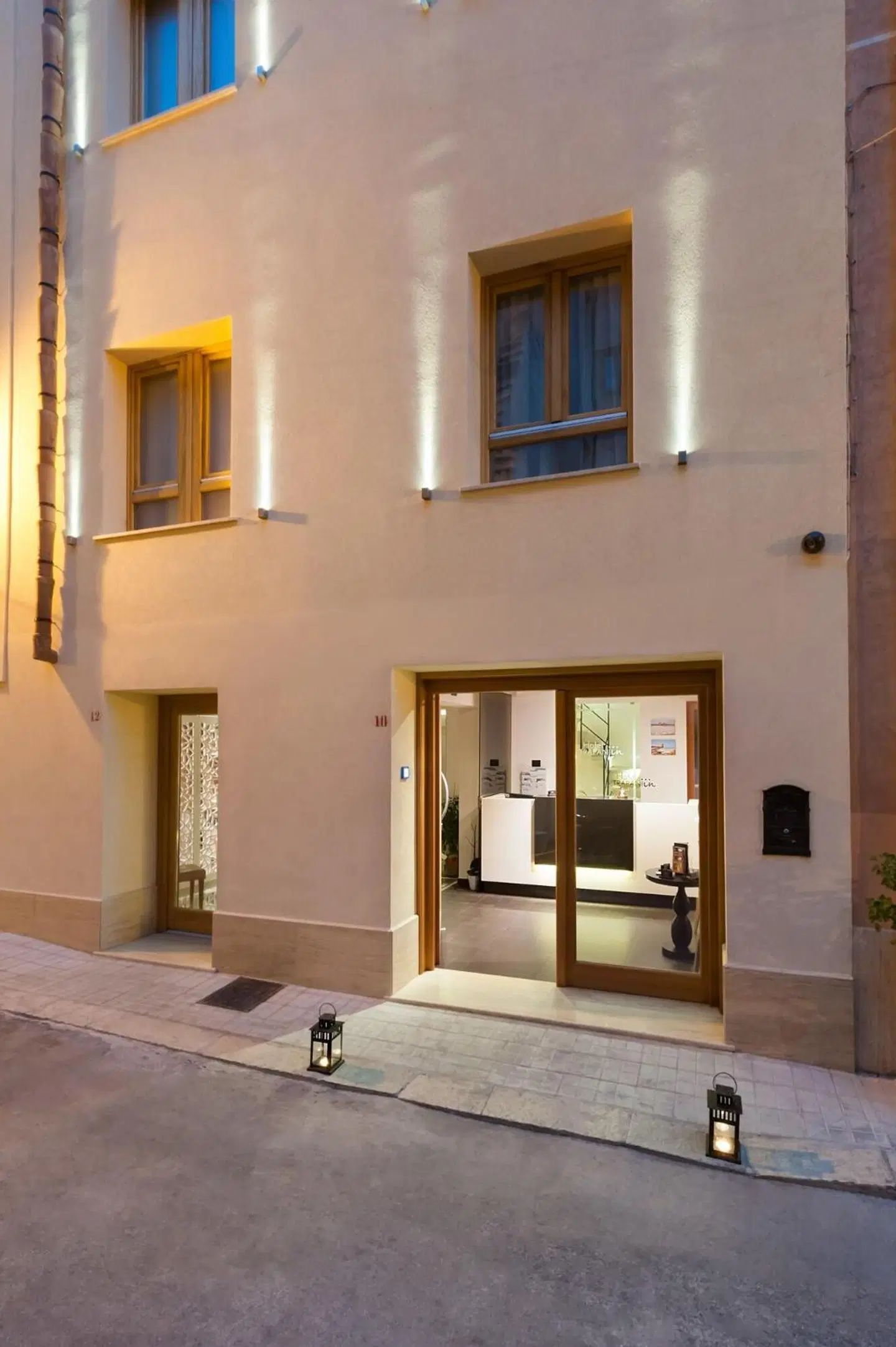 Trapani In ROOM_EXAMPLE