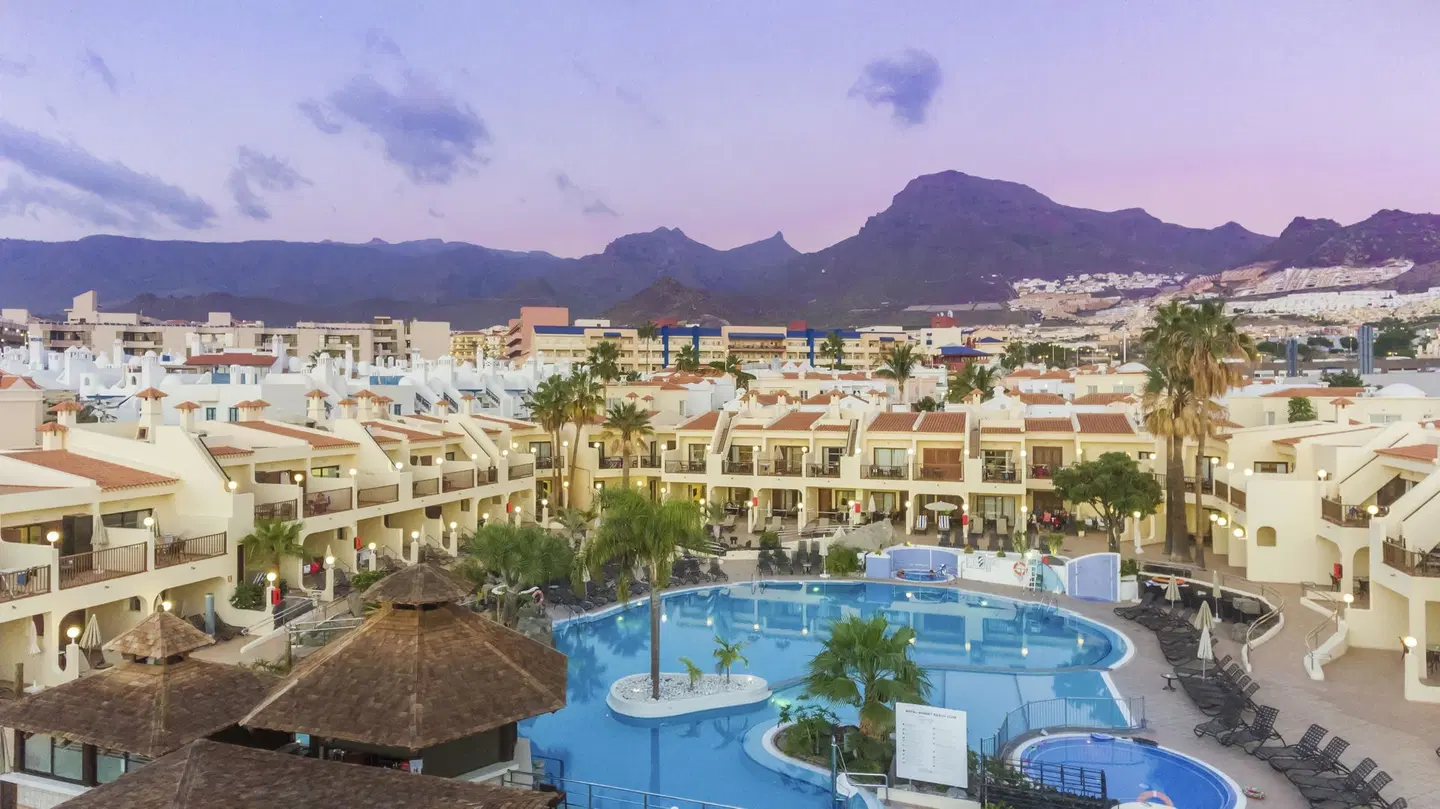 Royal Sunset Beach Club OUTDOOR_POOL