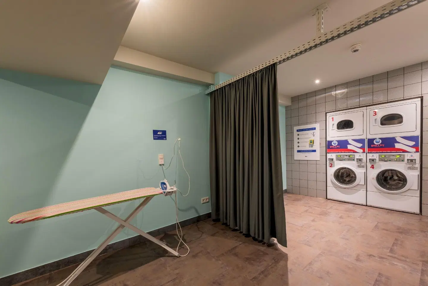 a&o Hamburg City ROOM_EXAMPLE