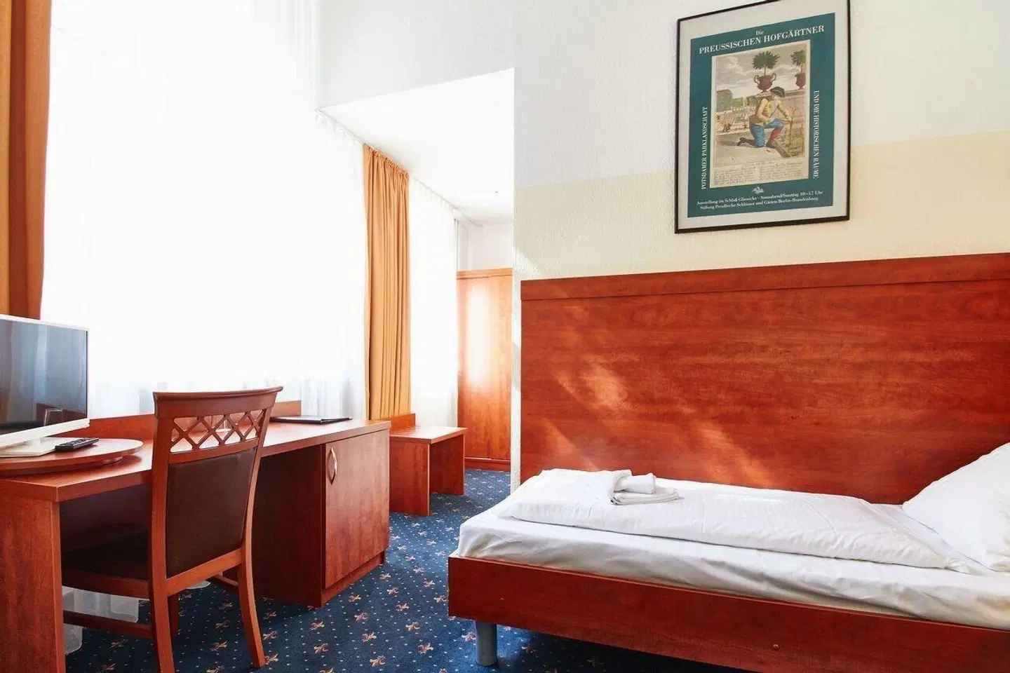 Europa City ROOM_EXAMPLE