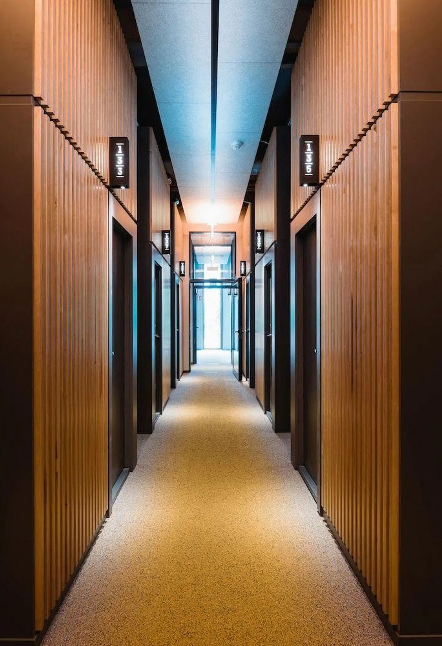 CAB20 LOUNGE_LOBBY