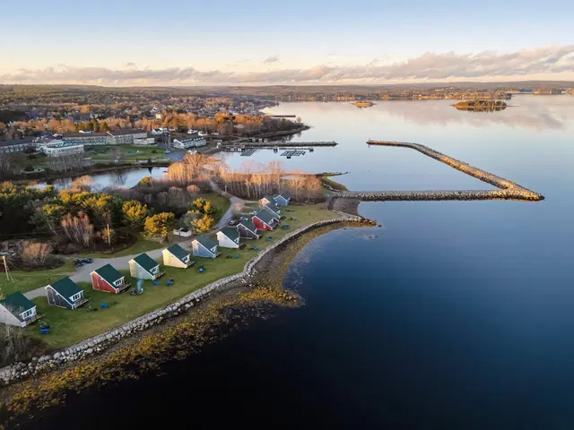 Oak Island Resort & Conference Centre LANDSCAPE